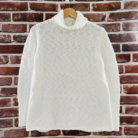Eileen Fisher Peruvian Organic Cotton Turtleneck Top In White, Size Medium